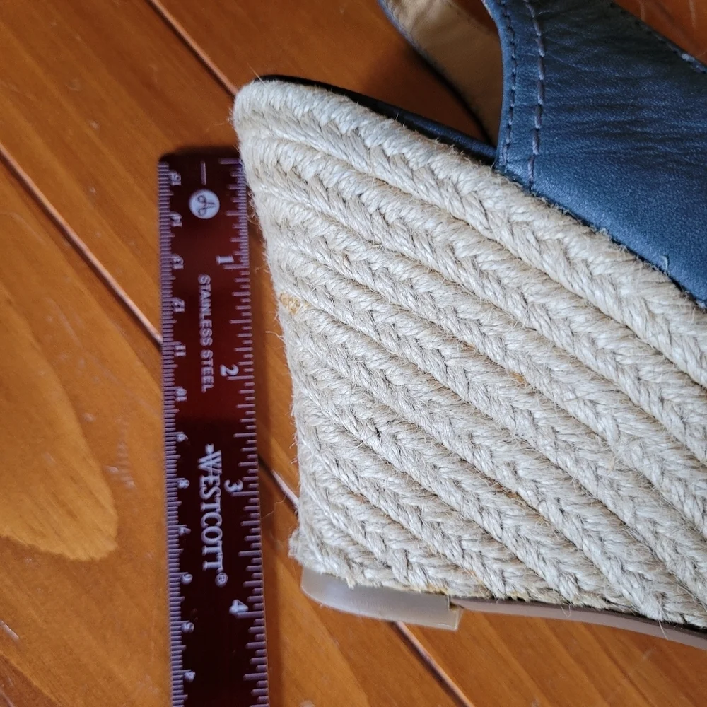 Franco Fortini denim blue leather sandals peep toe woven wedge beach boho chic 9